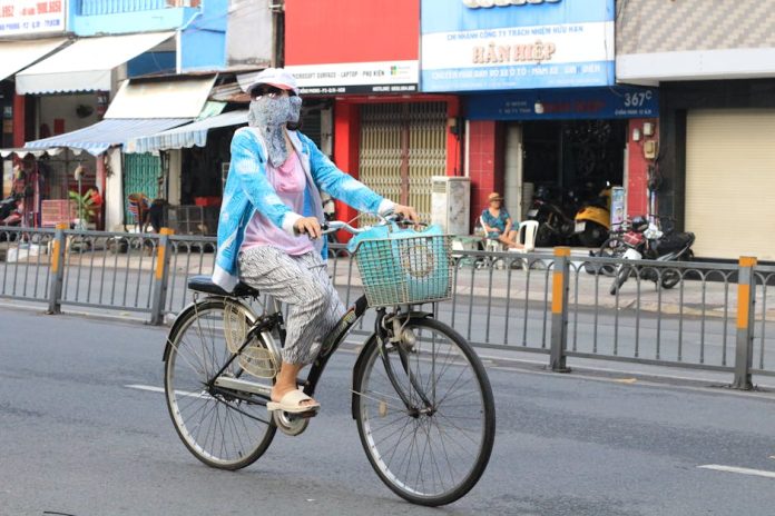 Vietnam Faces Severe Heatwave as Temperatures Soar to 39°C Across Multiple Regions | beduende.com